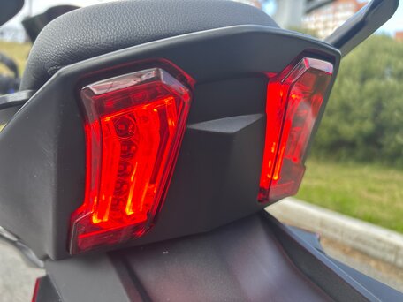 2021 Bajaj Dominar 400, серый, 360000 рублей, вид 4