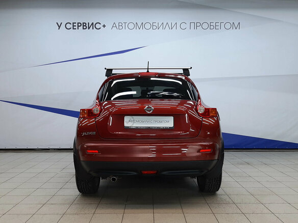 2012 Nissan Juke I, красный - вид 3
