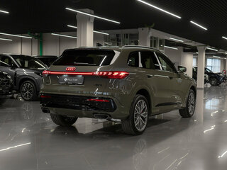 2026 Audi Q5 L III (GU), зелёный, 6350000 рублей, вид 4