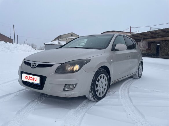 2009 Hyundai i30 I, бежевый, 444000 рублей