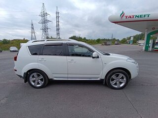 2008 Peugeot 4007, белый, 1000000 рублей, вид 3