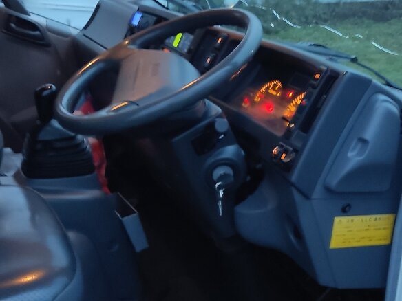 2008 Isuzu Elf (N-series), белый, 2200000 рублей - вид 6