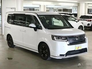 2022 Honda Stepwgn Spada VI, белый, 1750000 рублей, вид 3
