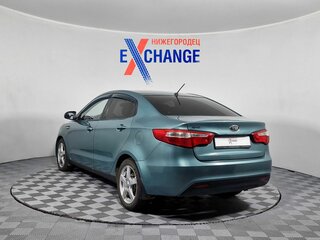 2011 Kia Rio 4-speed III, зелёный, 642000 рублей, вид 5