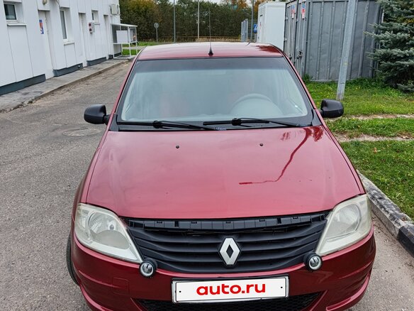 2011 Renault Logan I Рестайлинг, красный, 260000 рублей - вид 1