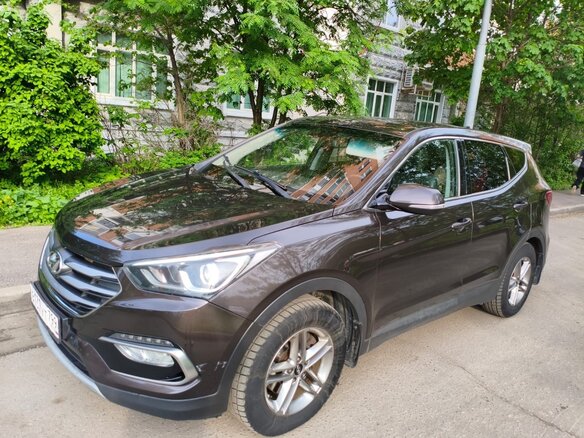 2018 Hyundai Santa Fe III Рестайлинг, коричневый, 2400000 рублей