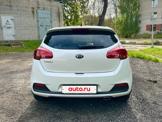 2015 Kia Ceed II, белый, 890000 рублей, вид 4