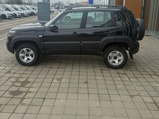 2026 Lada (ВАЗ) Niva Travel I Рестайлинг, чёрный, 1603000 рублей, вид 4