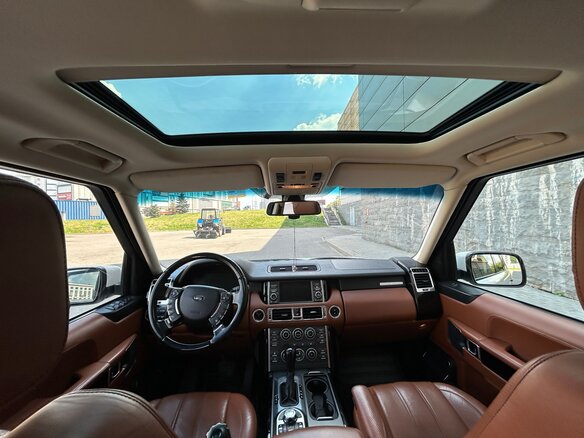 2010 Land Rover Range Rover III Рестайлинг 2, белый, 1800000 рублей - вид 9