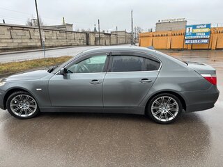 2004 BMW 5 серии 525i V (E60/E61), серый, 800000 рублей, вид 4