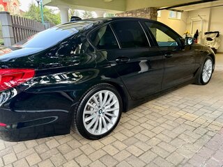 2020 BMW 5 серии 520d xDrive VII (G30/G31/G38), чёрный, 3990000 рублей, вид 5
