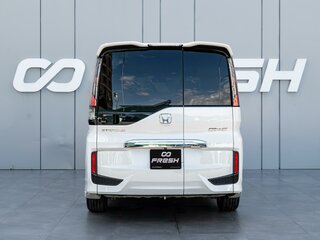 2015 Honda Stepwgn Spada V, белый, 1970000 рублей, вид 4