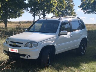 2013 Chevrolet Niva I Рестайлинг, белый, 575000 рублей, вид 1