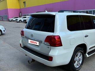 2013 Toyota Land Cruiser 200 Series Рестайлинг 1, белый, 4150000 рублей, вид 5