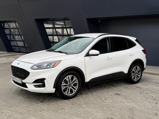 2021 Ford Escape IV, белый, 1850000 рублей, вид 4