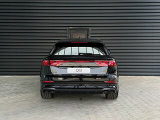 2026 Audi Q8 50 TDI I (4M) Рестайлинг, чёрный, 17200000 рублей, вид 5