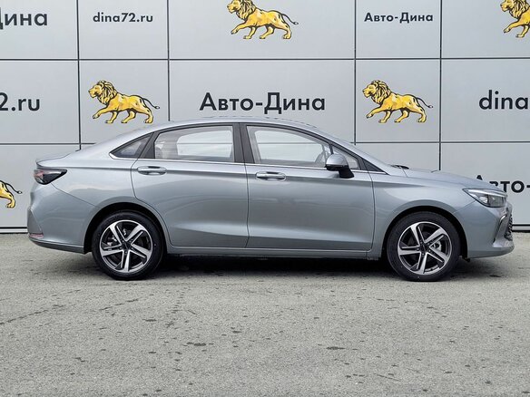 2025 BAIC U5 Plus, серый - вид 1