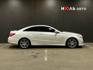 2012 Mercedes-Benz E-Класс 200 7G-Tronic IV (W212, S212, C207), белый, 1699000 рублей, вид 3