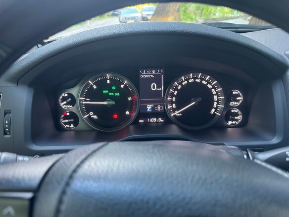 2016 Toyota Land Cruiser 200 Series Рестайлинг 2, чёрный, 6200000 рублей - вид 21