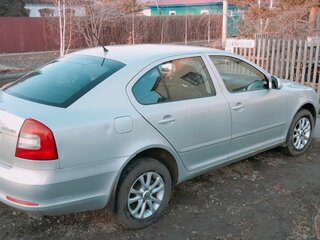 2012 Skoda Octavia II (A5) Рестайлинг, серебристый, 790000 рублей, вид 4