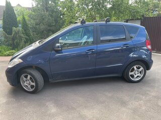 2011 Mercedes-Benz A-Класс 180 II (W169) Рестайлинг, синий, 720000 рублей, вид 4