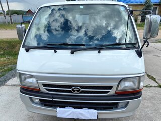 1999 Toyota HiAce H100, белый, 860000 рублей, вид 2