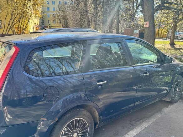 2011 Ford Focus II Рестайлинг, синий, 400000 рублей - вид 5