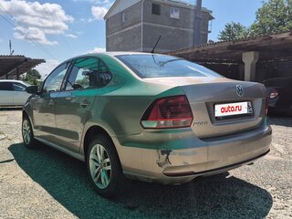 2016 Volkswagen Polo V Рестайлинг, бежевый, 540000 рублей, вид 4