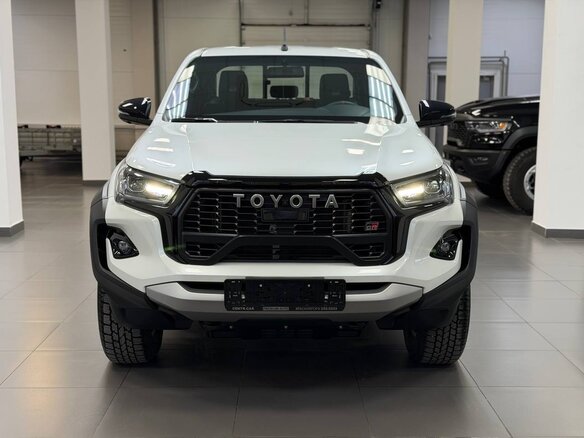 2025 Toyota Hilux VIII Рестайлинг 2, белый, 7290000 рублей - вид 7