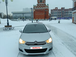 2012 Citroen C4 II, серебристый, 675000 рублей, вид 3