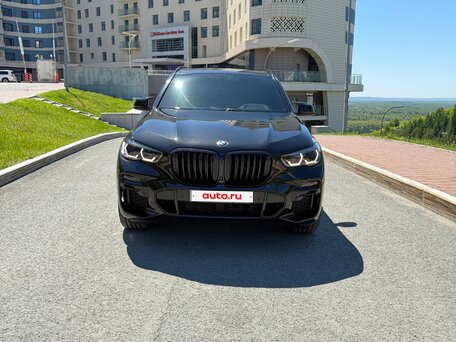 2020 BMW X5 40i IV (G05/G18), чёрный, 6300000 рублей, вид 2