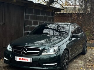 2008 Mercedes-Benz C-Класс 200 III (W204), зелёный, 1300000 рублей, вид 3