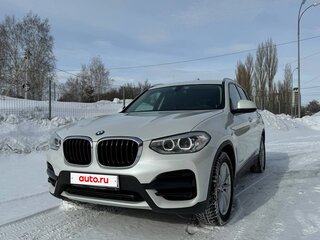 2018 BMW X3 20d xDrive III (G01), белый, 3650000 рублей, вид 4