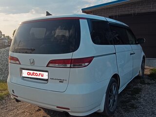 2005 Honda Elysion I, белый, 1300000 рублей, вид 3