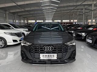 2023 Audi Q3 35 TFSI II (F3), серебристый, 2400000 рублей, вид 2