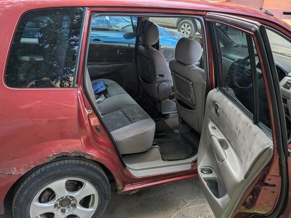 2002 Mazda Premacy I (CP), пурпурный, 280000 рублей - вид 10