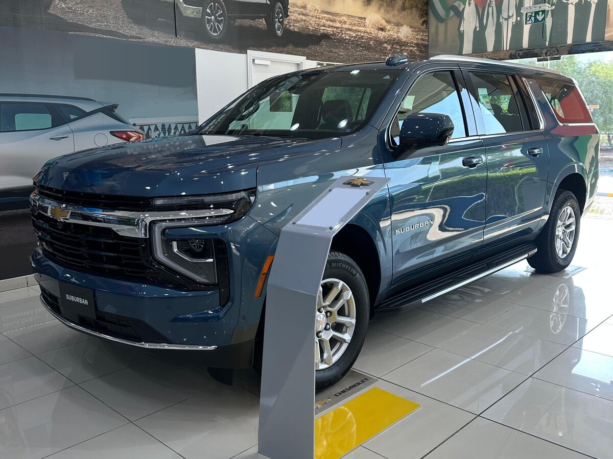 Открыть фотографии: Chevrolet Suburban XII Рестайлинг