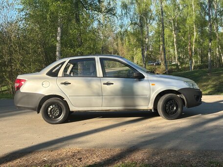 2014 Lada (ВАЗ) Granta I, серебристый, 215000 рублей, вид 4
