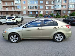 2008 Mitsubishi Lancer X, бежевый, 550000 рублей, вид 2