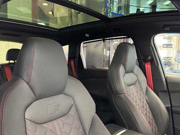 2025 Audi Q7 50 TDI II (4M) Рестайлинг 2, серый, 14999000 рублей - вид 26