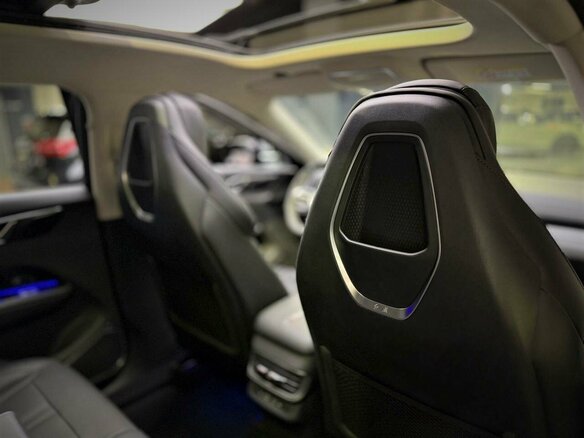 2025 Hongqi HS3, зелёный, 3260000 рублей - вид 14
