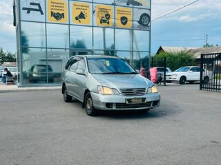 1999 Toyota Gaia, коричневый, 349000 рублей, вид 4