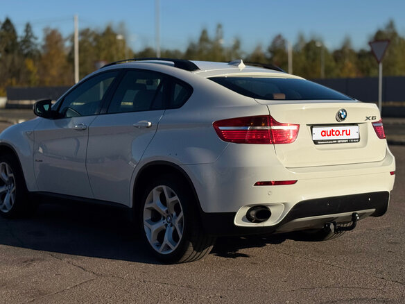 2011 BMW X6 35i 8-speed I (E71), белый, 2400000 рублей - вид 3