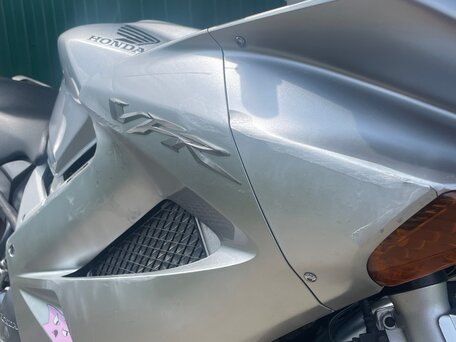 2004 Honda VFR 800, серый, 400000 рублей, вид 5