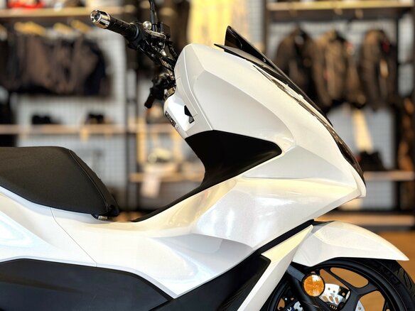 2021 Honda PCX 125, белый, 370000 рублей - вид 10