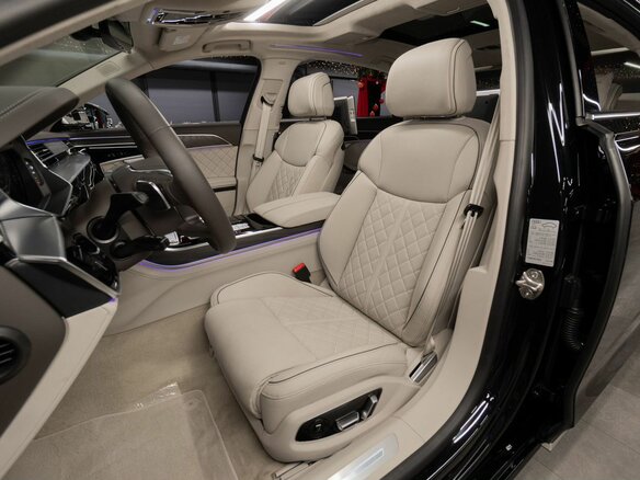 2025 Audi A8 Horch IV (D5) Рестайлинг, чёрный, 26500000 рублей - вид 12