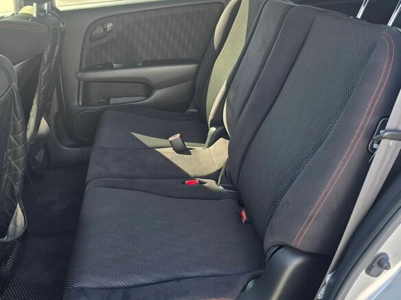 2011 Honda Stream II Рестайлинг, серый - вид 20
