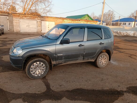 2014 Chevrolet Niva I Рестайлинг, серый, 450000 рублей - вид 14