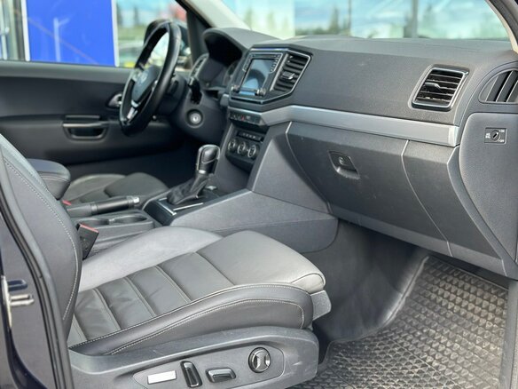 2017 Volkswagen Amarok I Рестайлинг, синий, 3690000 рублей - вид 12