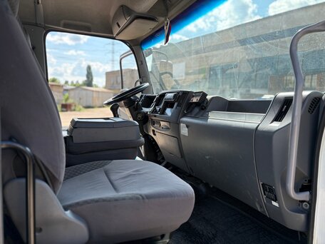 2017 Isuzu Forward (F-Series), белый, 2190000 рублей, вид 2